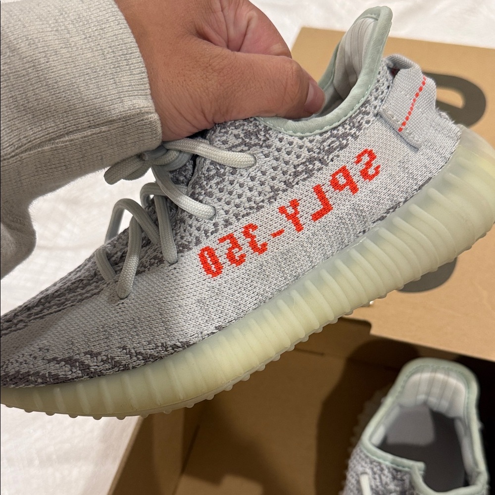 Yeezy Boost Sneakers - Picture 3 of 13
